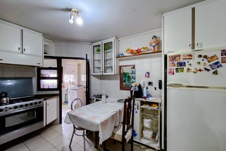 Apartamento para alugar com 145m², 3 quartos e 3 vagas Apartamento para alugar com 145m², 3 quartos e 3 vagasCozinha