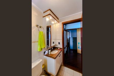 Apartamento para alugar com 145m², 3 quartos e 3 vagas Apartamento para alugar com 145m², 3 quartos e 3 vagasBanheiro da Suíte