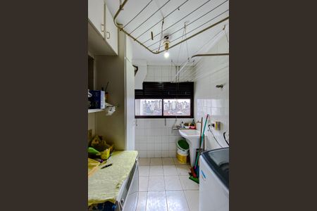 Apartamento para alugar com 145m², 3 quartos e 3 vagas Apartamento para alugar com 145m², 3 quartos e 3 vagasÁrea de Serviço