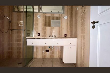 Apartamento à venda com 169m², 3 quartos e 2 vagasBanheiro