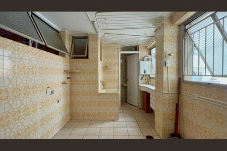 Apartamento à venda com 169m², 3 quartos e 2 vagasÁrea de Serviço