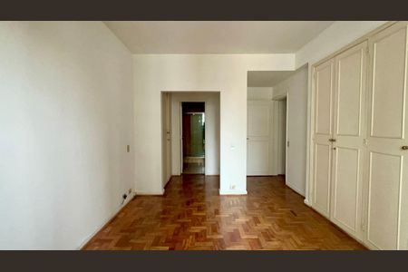 Apartamento à venda com 169m², 3 quartos e 2 vagasSuite