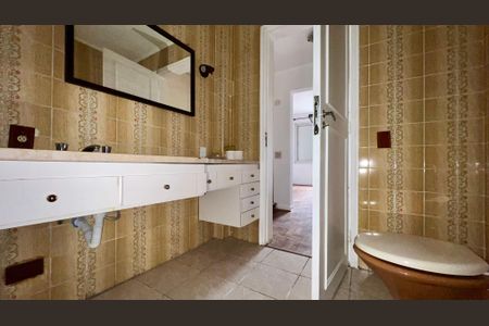 Apartamento à venda com 169m², 3 quartos e 2 vagasBanheiro da Suíte