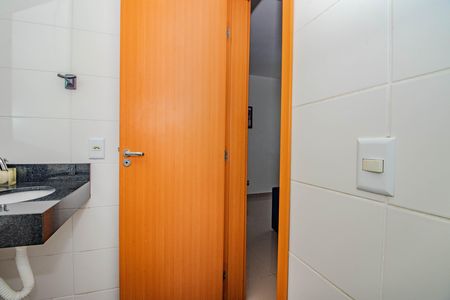 Apartamento para alugar com 50m², 2 quartos e 1 vaga Apartamento para alugar com 50m², 2 quartos e 1 vagaBanheiro