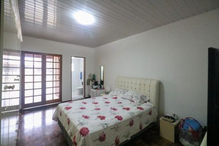 Casa à venda com 71m², 3 quartos e 1 vagaSuíte