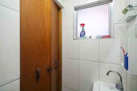 Casa à venda com 71m², 3 quartos e 1 vagaLavabo