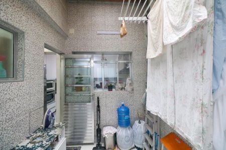 Casa à venda com 71m², 3 quartos e 1 vagaÁrea de Serviço