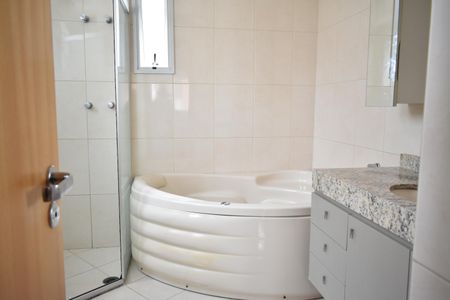 Apartamento para alugar com 125m², 3 quartos e 2 vagasBanheiro da Suíte