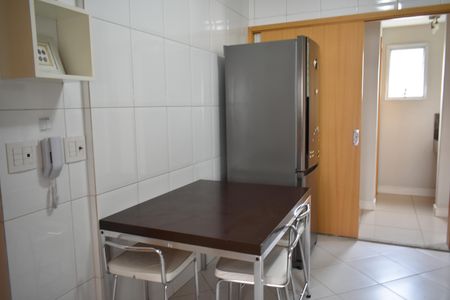 Apartamento para alugar com 125m², 3 quartos e 2 vagasCozinha