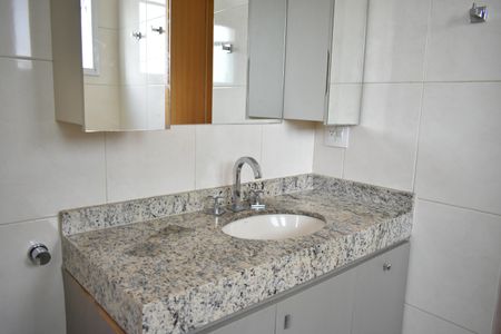 Apartamento para alugar com 125m², 3 quartos e 2 vagasBanheiro da Suíte