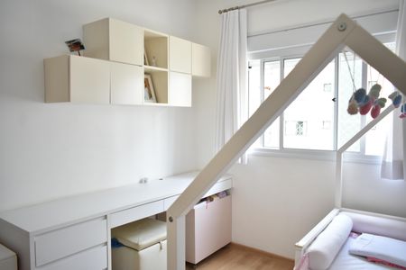 Apartamento para alugar com 125m², 3 quartos e 2 vagasQuarto 2