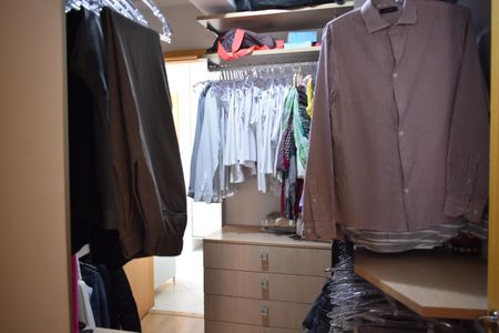 Apartamento para alugar com 125m², 3 quartos e 2 vagasCloset