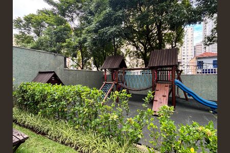 Apartamento para alugar com 125m², 3 quartos e 2 vagasÁrea comum - Playground