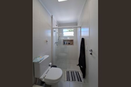 Apartamento à venda com 161m², 4 quartos e 3 vagas Apartamento à venda com 161m², 4 quartos e 3 vagasBanheiro Quarto 2