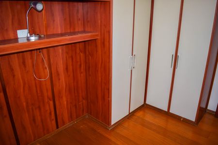 Apartamento à venda com 56m², 2 quartos e 1 vaga Apartamento à venda com 56m², 2 quartos e 1 vagaQuarto 1