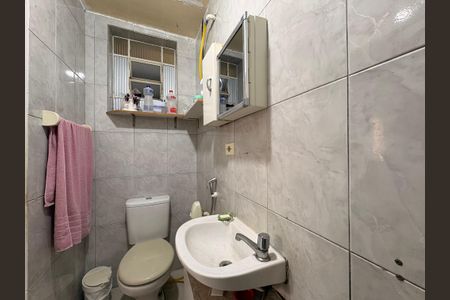 Casa à venda com 187m², 4 quartos e 2 vagasBanheiro casa 1