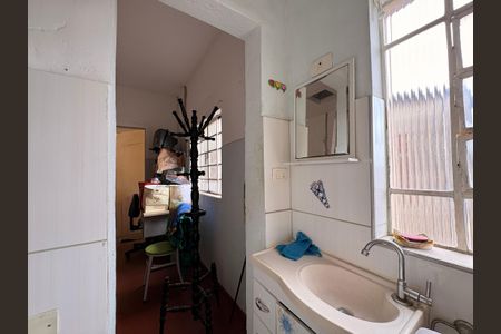 Casa à venda com 187m², 4 quartos e 2 vagasBanheiro casa 2