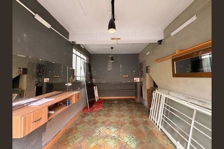 Casa à venda com 187m², 4 quartos e 2 vagasGalpão 1 