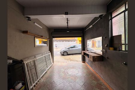 Casa à venda com 187m², 4 quartos e 2 vagasGalpão 1 