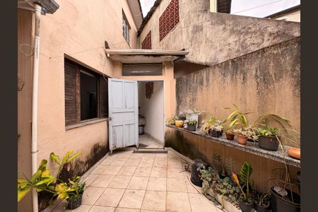 Casa à venda com 187m², 4 quartos e 2 vagasLavanderia / quintal casa 1