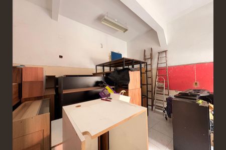 Casa à venda com 187m², 4 quartos e 2 vagasGalpão 2