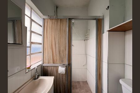 Casa à venda com 187m², 4 quartos e 2 vagasBanheiro casa 2