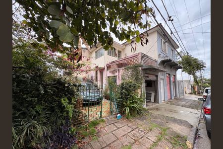 Casa à venda com 187m², 4 quartos e 2 vagasFachada + plaquinha 