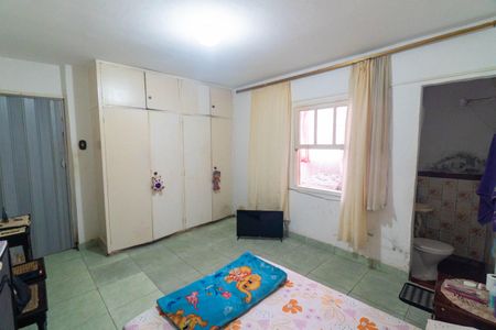 Suite de casa à venda com 2 quartos, 35m² em Jardim Itacolomi, São Paulo