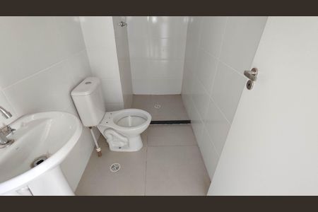 Apartamento para alugar com 36m², 2 quartos e sem vagaBanheiro