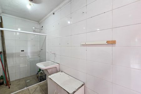 Casa à venda com 200m², 3 quartos e 2 vagas Casa à venda com 200m², 3 quartos e 2 vagasÁrea de Serviço