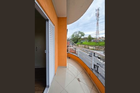 Casa à venda com 200m², 3 quartos e 2 vagas Casa à venda com 200m², 3 quartos e 2 vagasSacada - Suíte