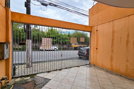 Casa à venda com 200m², 3 quartos e 2 vagas Casa à venda com 200m², 3 quartos e 2 vagasGaragem