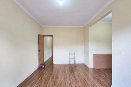 Casa à venda com 200m², 3 quartos e 2 vagas Casa à venda com 200m², 3 quartos e 2 vagasSuíte