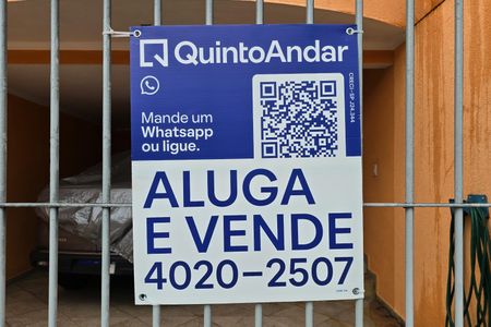 Casa à venda com 200m², 3 quartos e 2 vagas Casa à venda com 200m², 3 quartos e 2 vagasPLACA