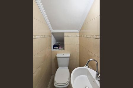 Casa à venda com 200m², 3 quartos e 2 vagas Casa à venda com 200m², 3 quartos e 2 vagasLavabo