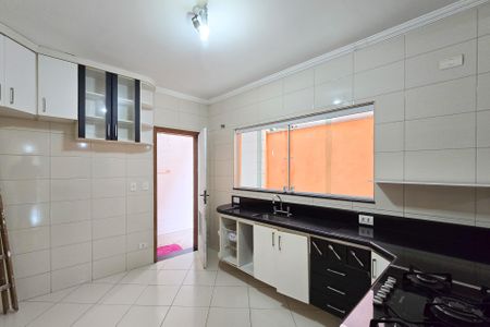 Casa à venda com 200m², 3 quartos e 2 vagas Casa à venda com 200m², 3 quartos e 2 vagasCozinha