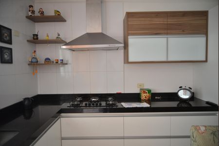 Casa à venda com 125m², 3 quartos e 2 vagasCozinha