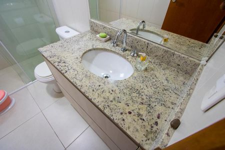 Apartamento à venda com 123m², 3 quartos e 3 vagasBanheiro do quarto 3