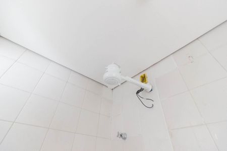 Banheiro de apartamento para alugar com 1 quarto, 42m² em Vila Romero, São Paulo