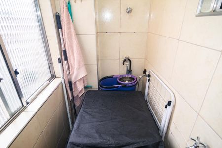 Apartamento à venda com 54m², 2 quartos e 1 vaga Apartamento à venda com 54m², 2 quartos e 1 vagaÁrea de Serviço
