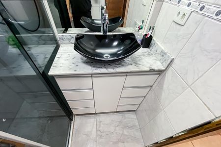 Apartamento à venda com 54m², 2 quartos e 1 vaga Apartamento à venda com 54m², 2 quartos e 1 vagaBanheira da Suíte