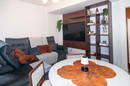 Apartamento à venda com 54m², 2 quartos e 1 vaga Apartamento à venda com 54m², 2 quartos e 1 vagaSala