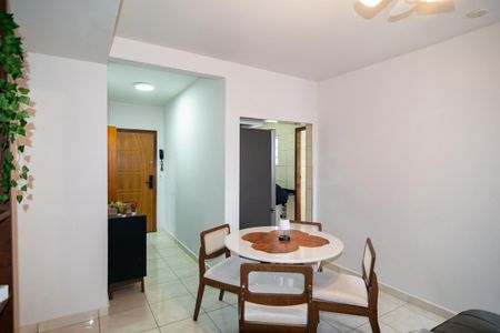 Apartamento à venda com 54m², 2 quartos e 1 vaga Apartamento à venda com 54m², 2 quartos e 1 vagaSala
