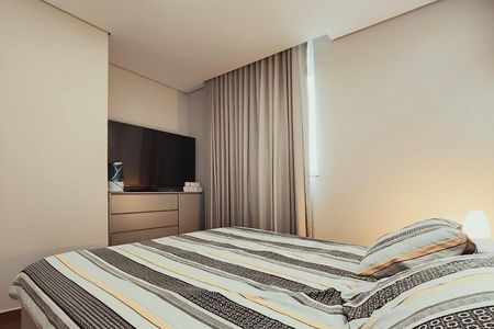Apartamento à venda com 126m², 3 quartos e 2 vagasQuarto 2 - Armários
