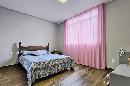 Apartamento à venda com 126m², 3 quartos e 2 vagasSuite 1