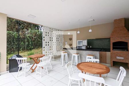 Apartamento para alugar com 40m², 2 quartos e sem vagaÁrea comum - Churrasqueira