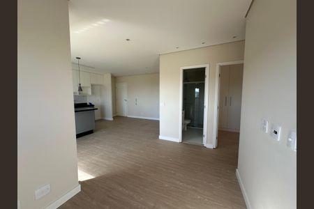 Apartamento para alugar com 2 quartos, 70m² em Alphaville, Barueri