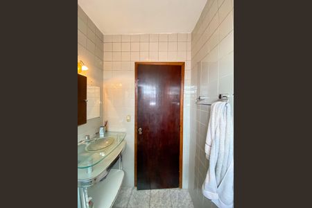 Casa à venda com 161m², 3 quartos e 3 vagasBanheiro da Suíte 3