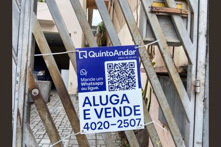 Casa à venda com 161m², 3 quartos e 3 vagasFachada