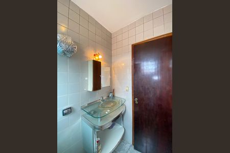 Casa à venda com 161m², 3 quartos e 3 vagasBanheiro da Suíte 3